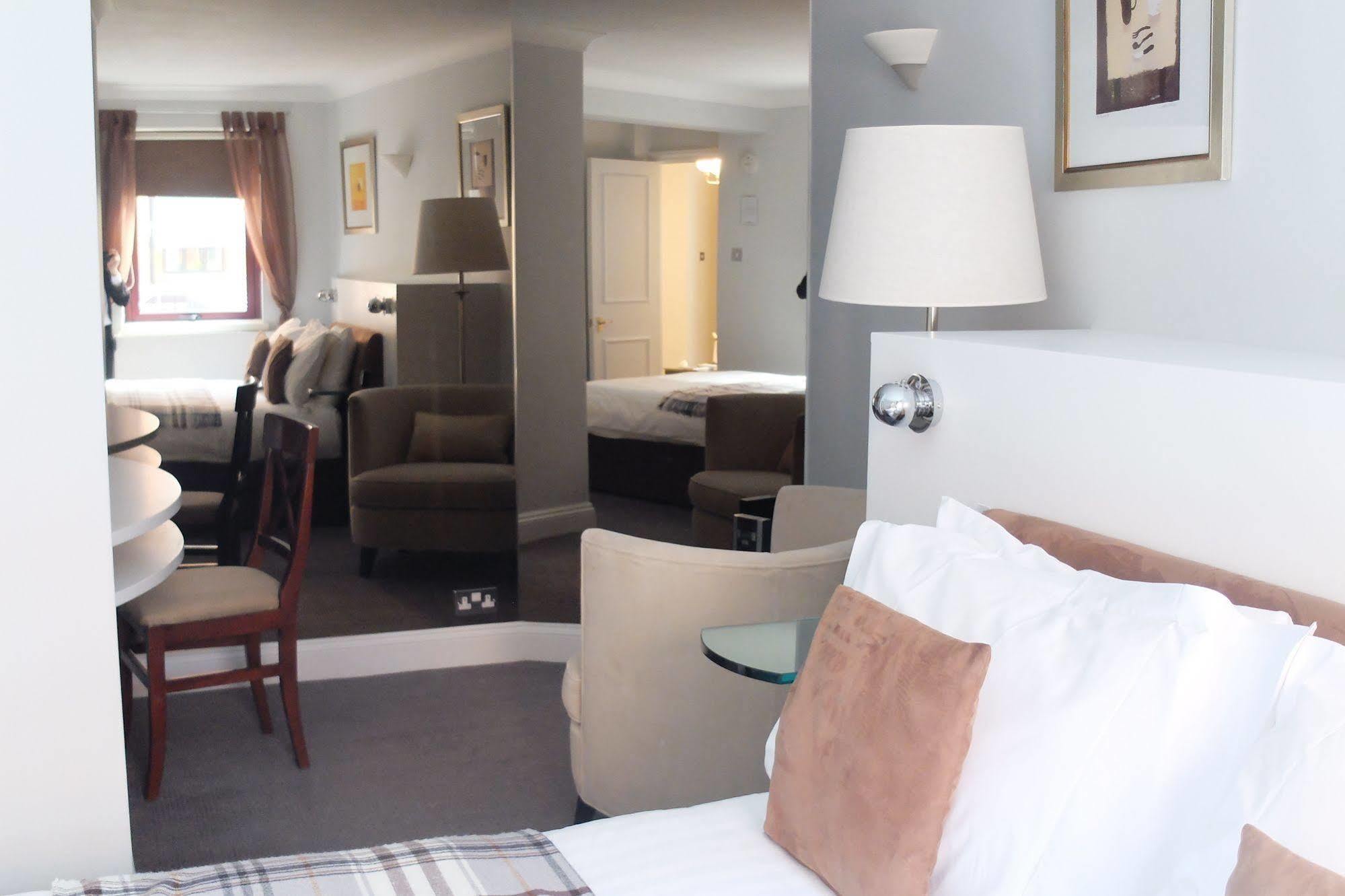 15 Basil Street Knightsbridge, Luxury Serviced Apartments Лондон Экстерьер фото
